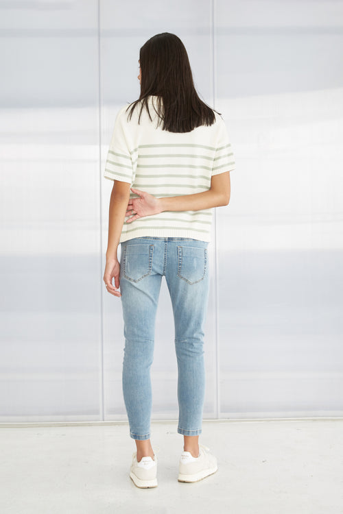 Active Pearl Embellished Jeans