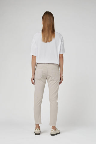 Active Vaporous Grey Jeans  DRICOPER DENIM Jogger Jeans.