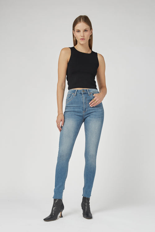 DCD High Waisted Insider Jeans