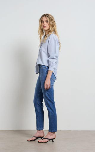 Danika slim jeans showcasing elegant design and perfect fit for modern fashion